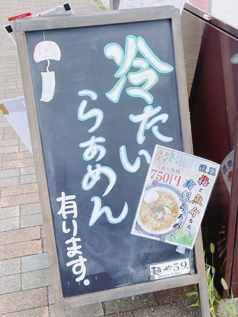 010.JPG