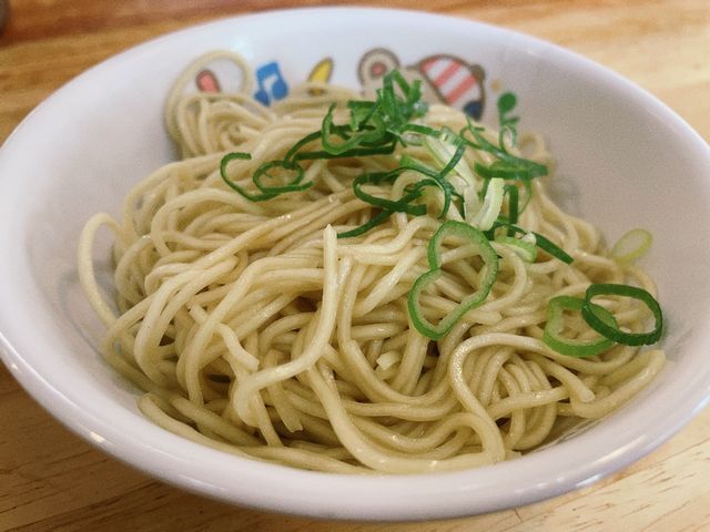 050.JPG